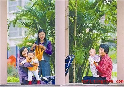 A nationwide survey conducted by CCTV shows that 44.7 percent of Chinese are happy or very happy. Extensive Reading Lesson 115